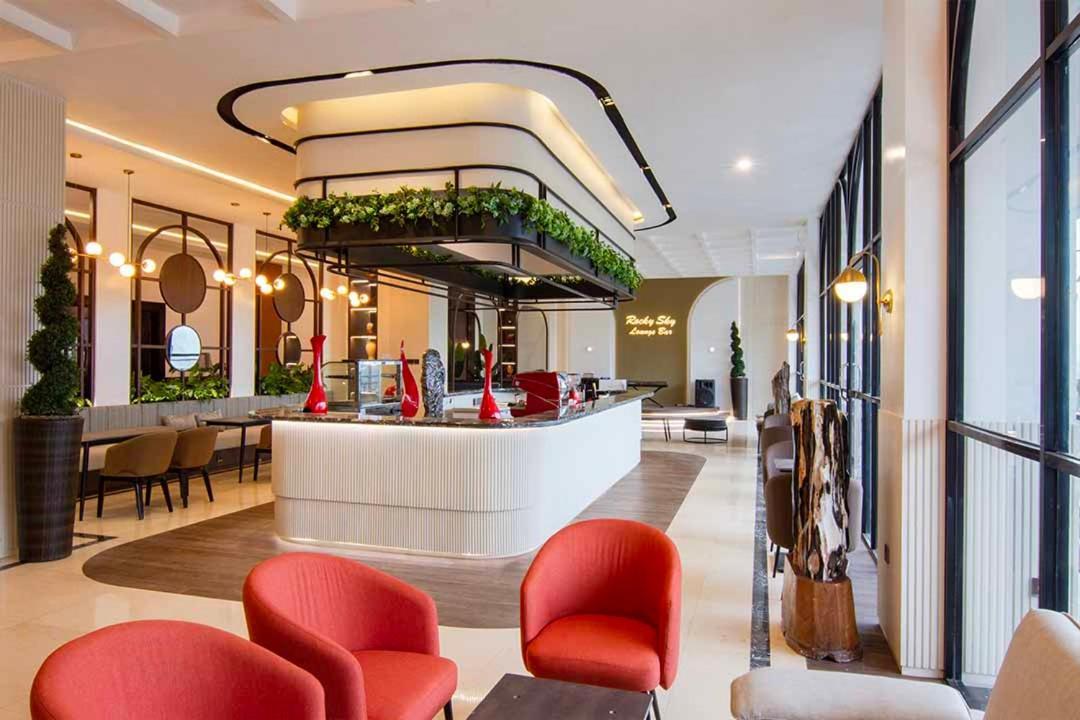 Grand Rocky Hotel Bukittinggi Exterior photo