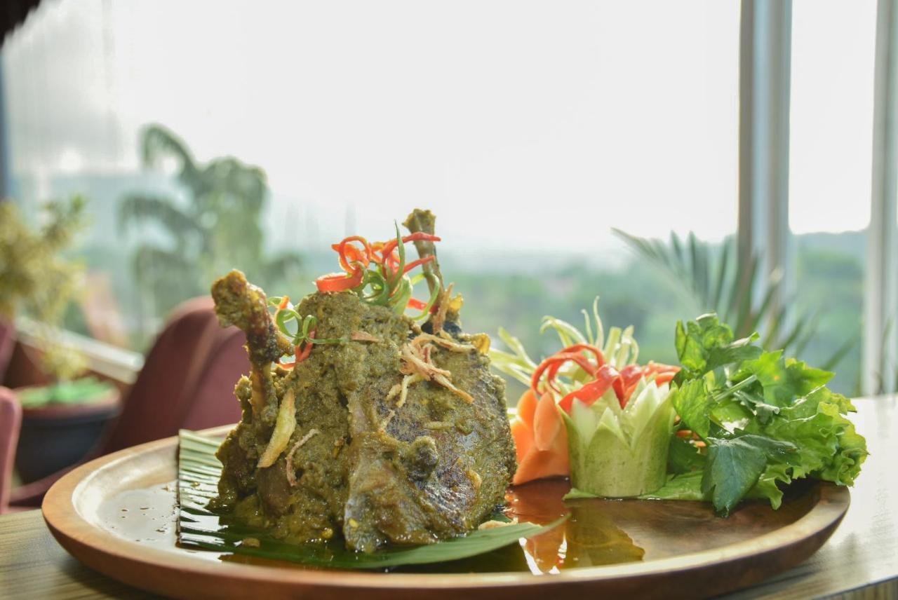 Grand Rocky Hotel Bukittinggi Exterior photo
