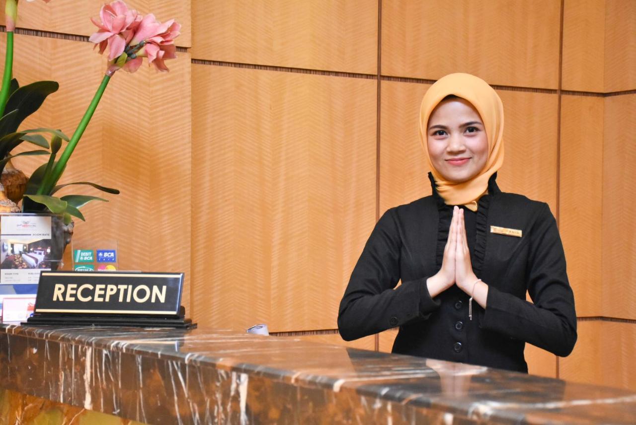Grand Rocky Hotel Bukittinggi Exterior photo